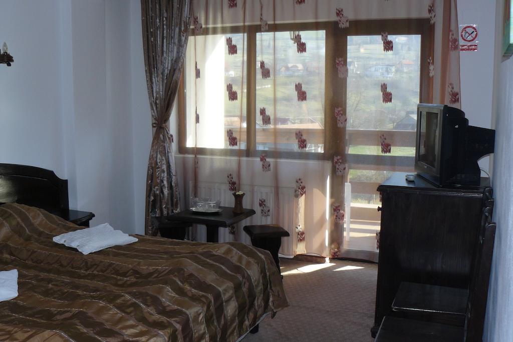 Pensiunea Lais Bran  Oda fotoğraf
